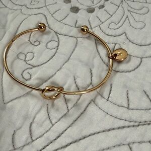 Elegant Gold Knot Bangle Bracelet